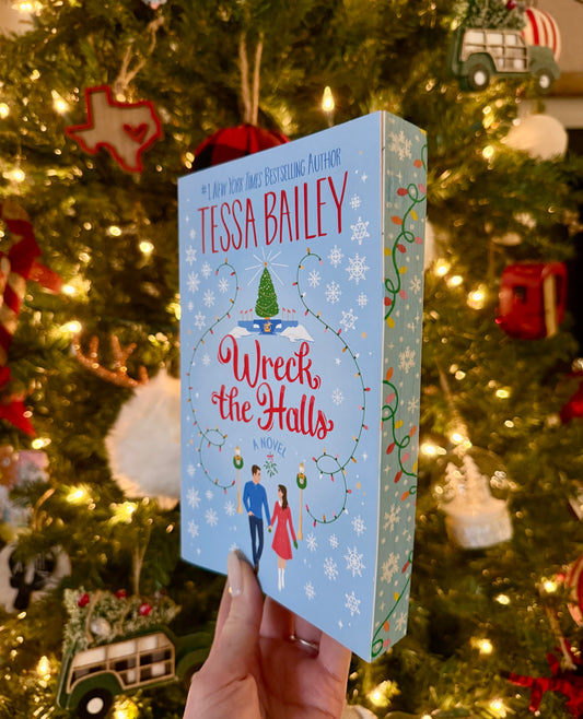 Wreck the Halls by Tessa Bailey - Paperback